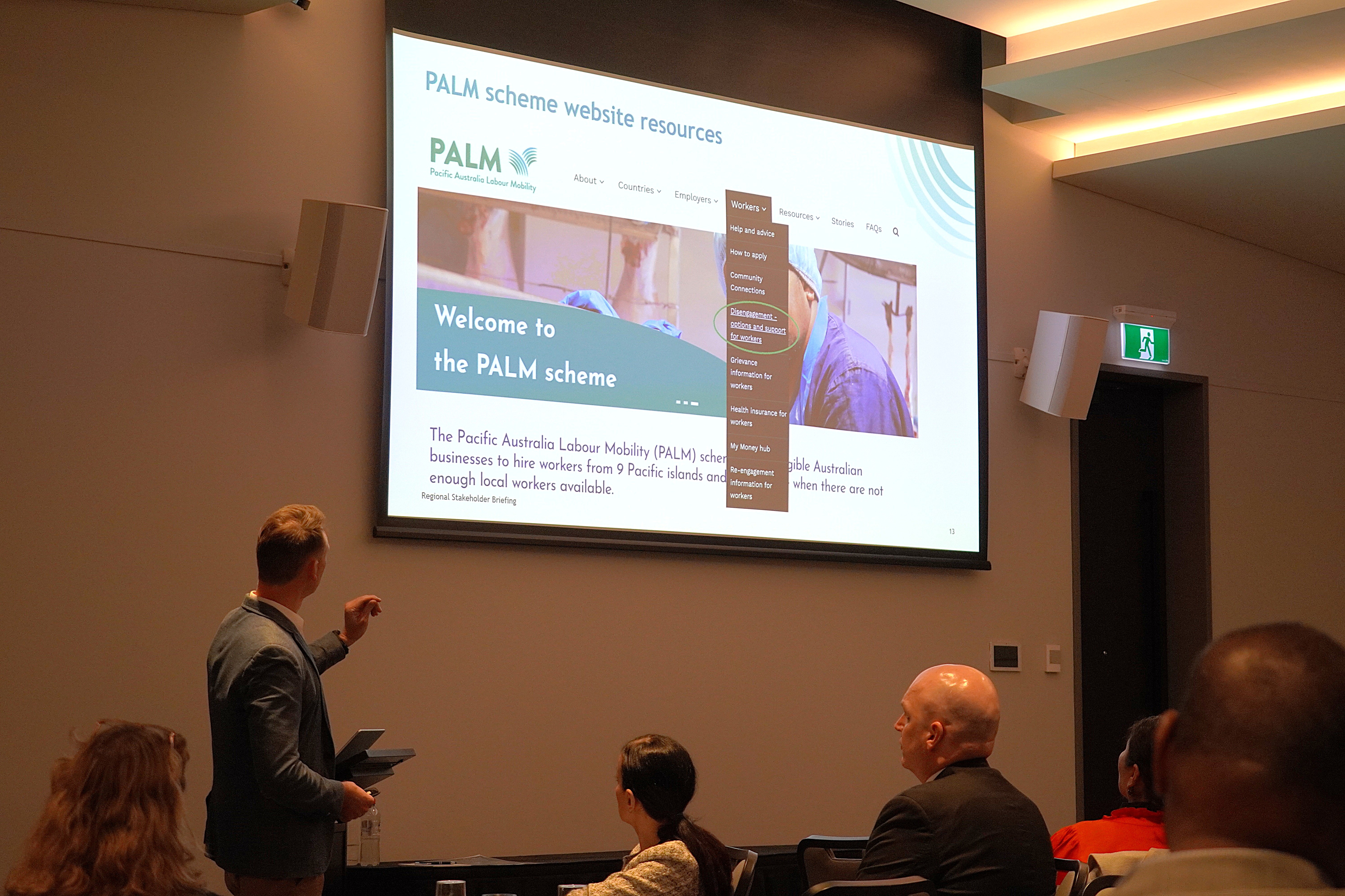 Image of presentation at Sydney disengagement stakeholder briefing 